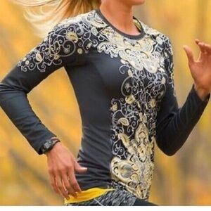 Athleta Runaway Yellow Paisley Rash Guard Size XS